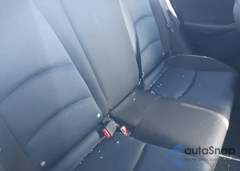 2018 Toyota Yaris Ia из США, поврежденный, VIN 3MYDLBYV7JY333597